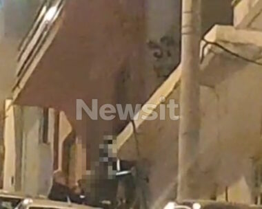 Από την επιχείρηση για τη μεταφορά της σορού του ηλικιωμένου