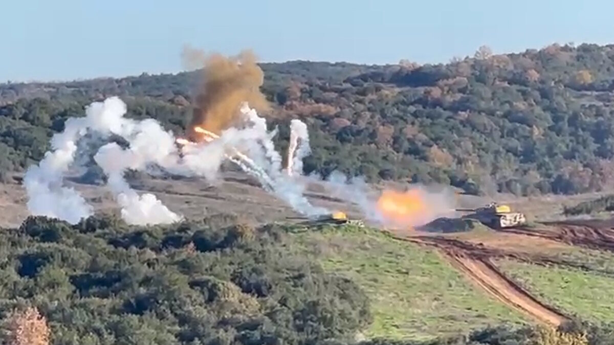 Στιγμιότυπο από βολή στην άσκηση «Golden Lion -25»