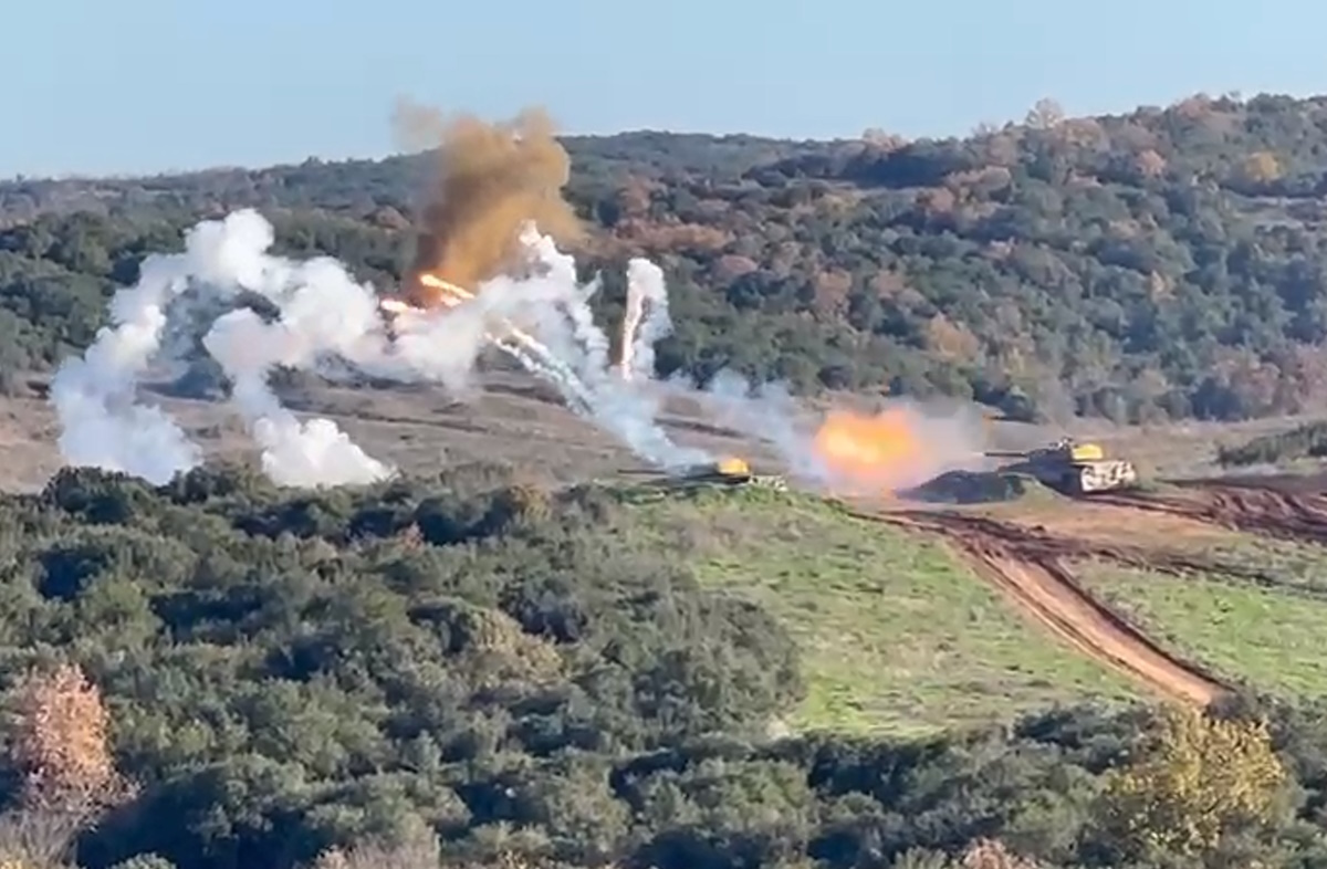 Στιγμιότυπο από βολή στην άσκηση «Golden Lion -25»