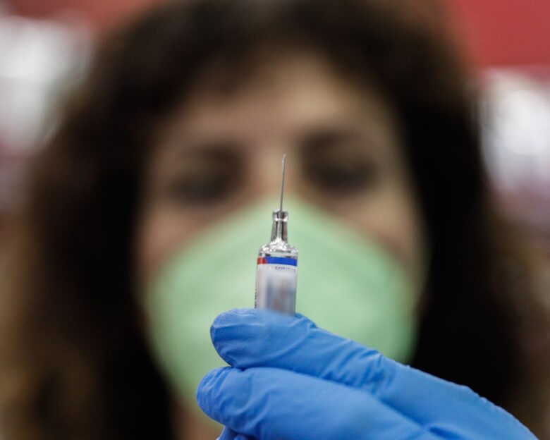 Βρετανία: Κύμα υπεργρίπης «σαρώνει» τη χώρα – Αυξήθηκαν κατά 55% οι νοσηλείες μέσα σε μία εβδομάδα