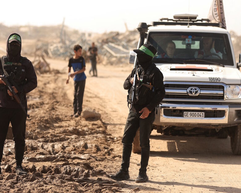 Η Χαμάς θα παραδώσει σήμερα το απόγευμα στο Ισραήλ τη σορό ακόμα ενός ομήρου