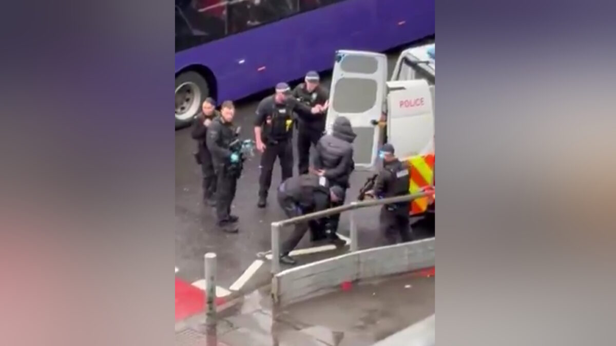 Σύλληψη ενός άνδρα στο Χίθροου