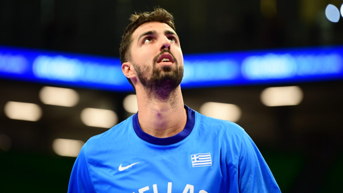 Ο Χουγκάζ με την Εθνική Ελλάδας (KLODIAN LATO