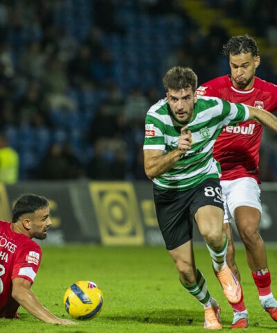 Ο Ιωαννίδης με τη φανέλα της Μπενφίκα