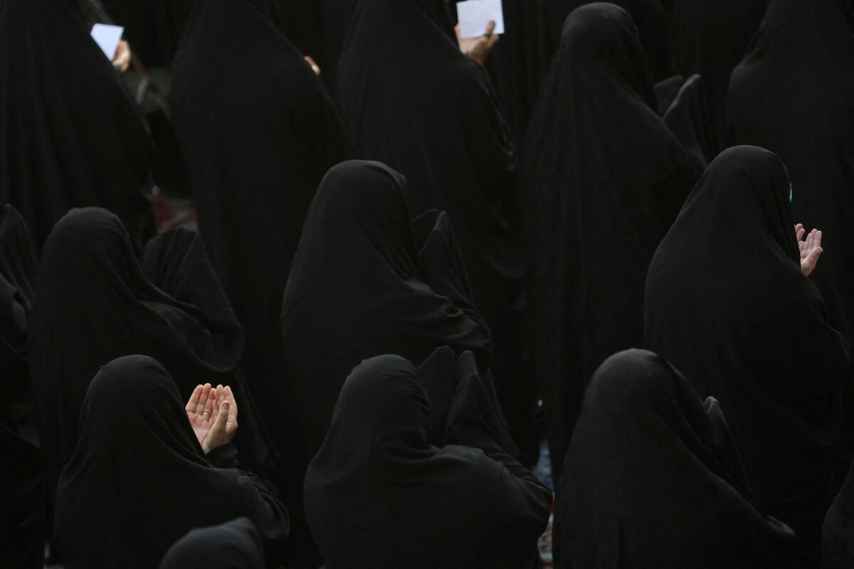 Γυναίκες στο Ιράν προσεύχονται για βροχή