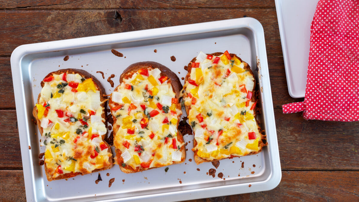 Ελαφριά πίτσα με cottage