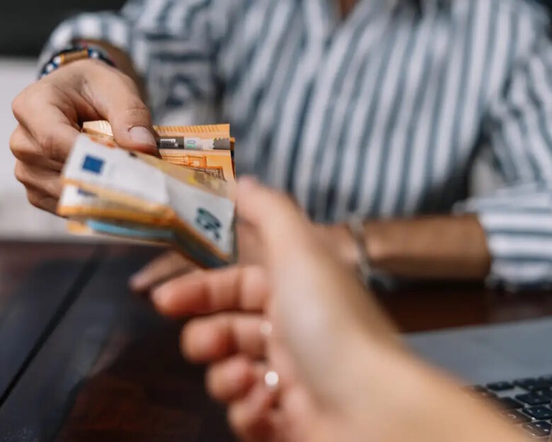 ΕΦΚΑ: Πότε πληρώνονται οι συντάξεις Ιανουαρίου 2026