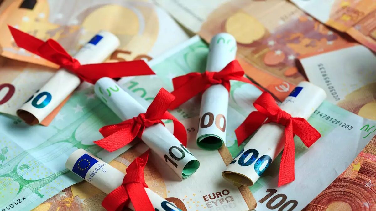 a money gift for Christmas