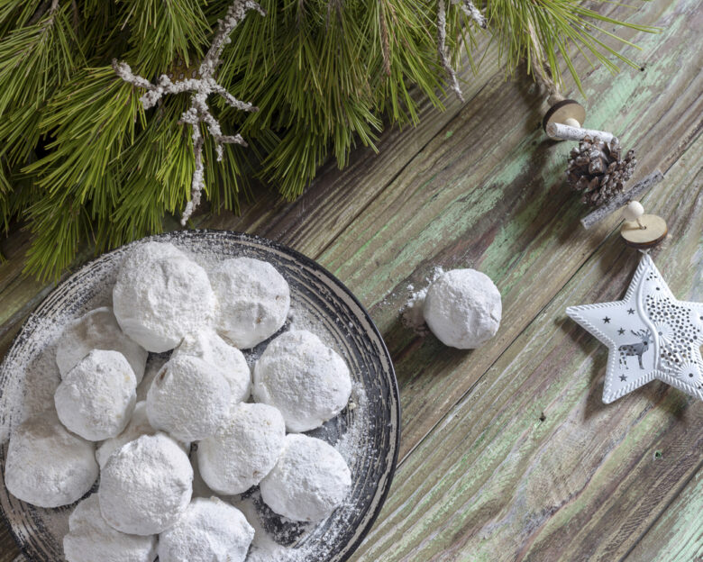 Συνταγή για παραδοσιακούς κουραμπιέδες με αμύγδαλο