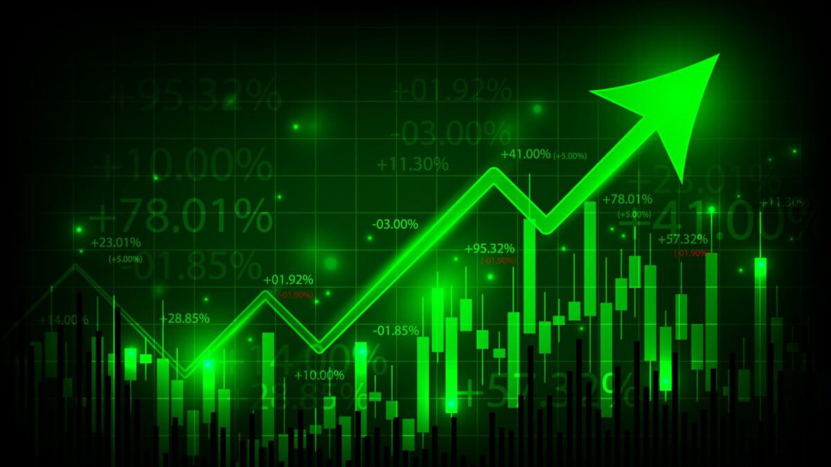 Technology concept graph, business finance analysis marketing and profit