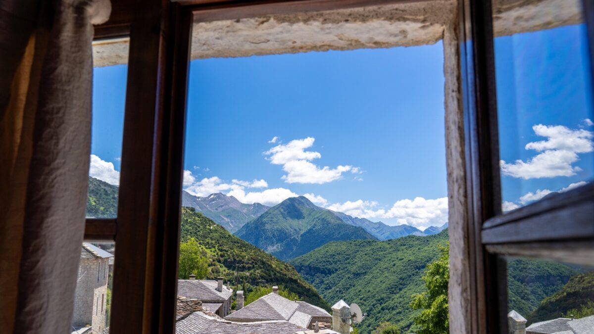 Παράθυρο με θέα