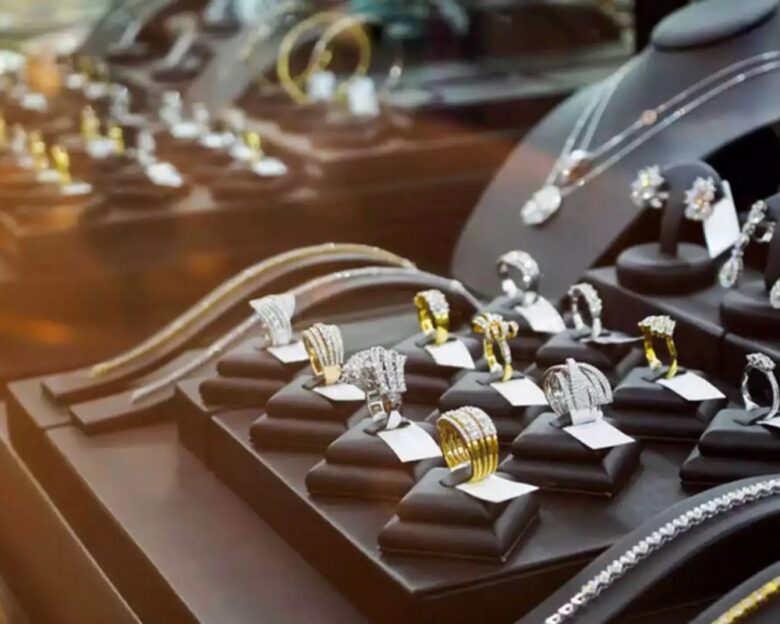 Πάργα: Ένοπλη ληστεία σε κοσμηματοπωλείο – Ανθρωποκυνηγητό για τον εντοπισμό των δραστών