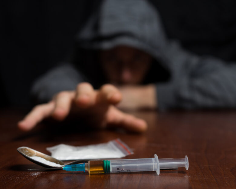 Ο «Φρατέλο», ο «Ζούμπο», τα βασανιστήρια των ανήλικων που πουλούσαν ναρκωτικά στα σχολεία και η «καβάτζα» στα Πατήσια