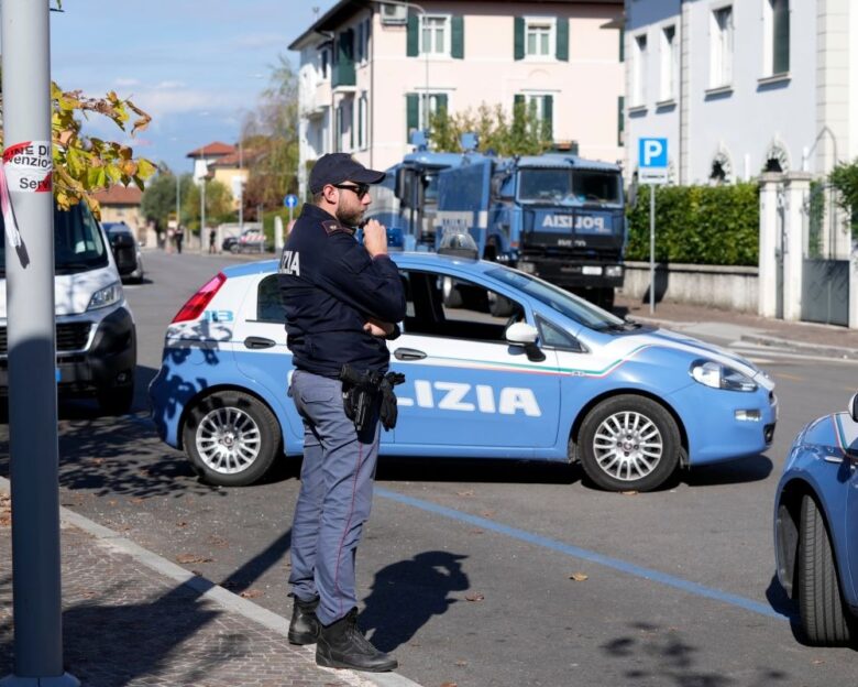 Ιταλία: Άνδρας αθωώθηκε αφού σκότωσε τον γείτονά του που προσπάθησε να του γκρεμίσει το σπίτι με εκσκαφέα