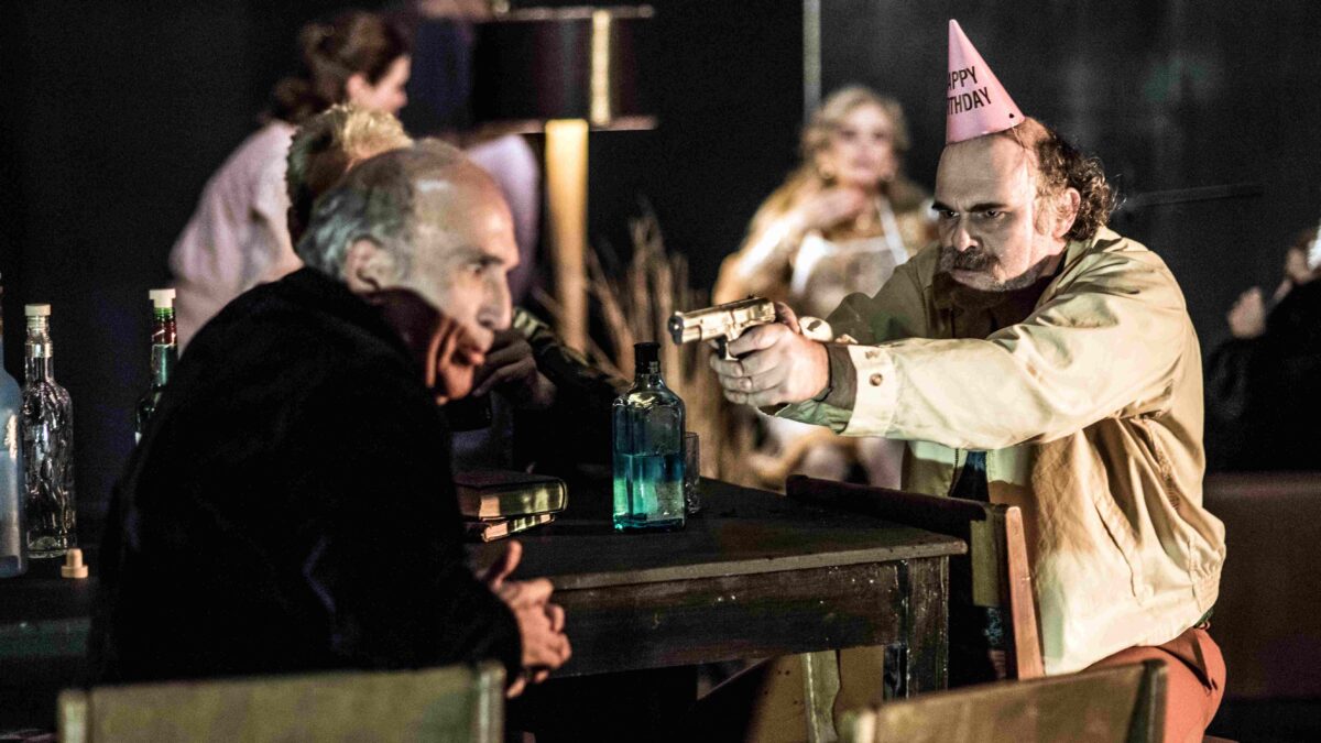 Το Δημοτικό Θέατρο Πειραιά φέρνει το αριστούργημα του Άντον Τσέχοφ «Ιβάνοφ» για τα 130 χρόνια από την ίδρυσή του