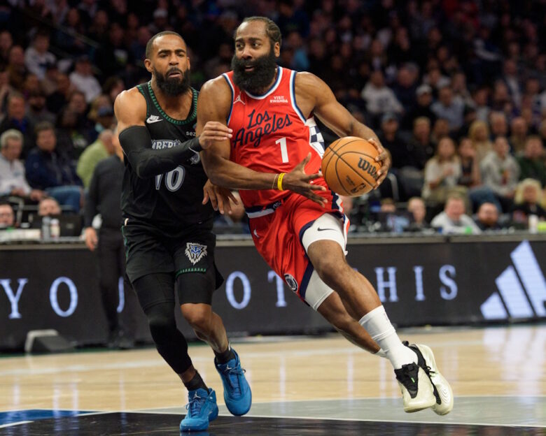 Ο Τζέιμς Χάρντεν μπήκε στο top10 των σκόρερ όλων των εποχών στο NBA