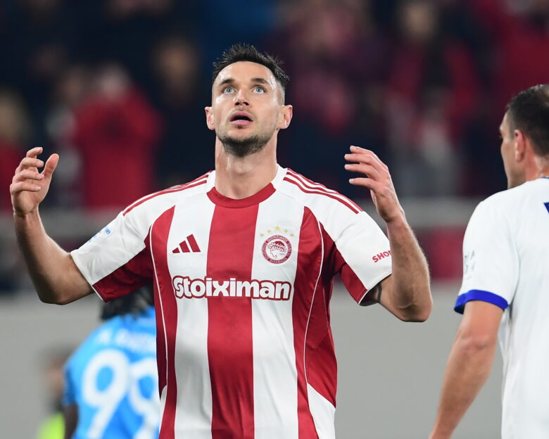 Ο Γιάρεμτσουκ μετά από χαμένη ευκαιρία του Ολυμπιακού  (ΓΙΩΡΓΟΣ ΜΑΤΘΑΙΟΣ