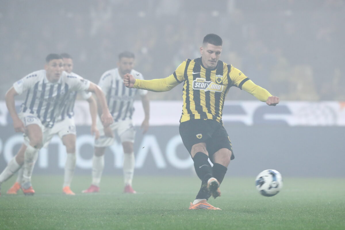 Ο Λούκα Γιόβιτς