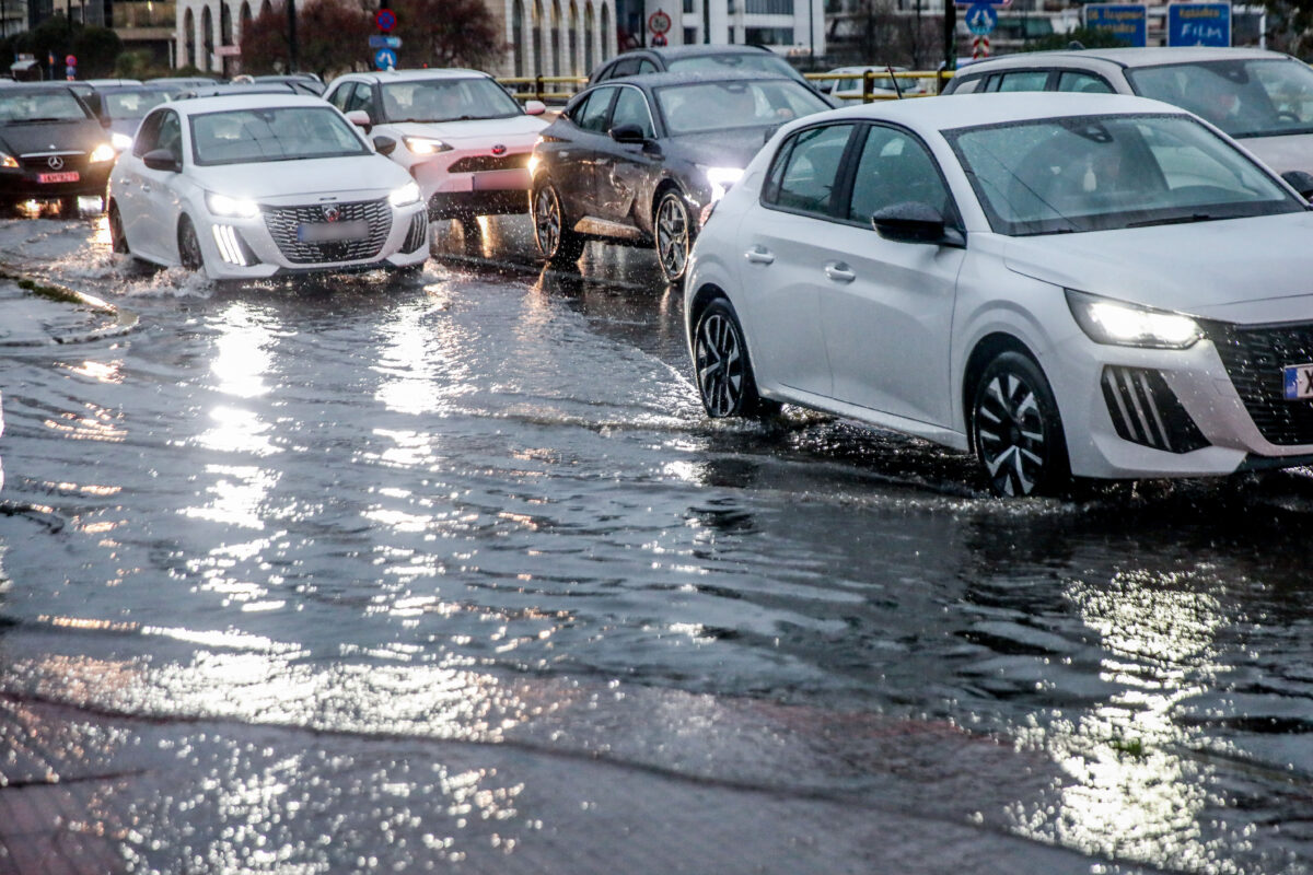 Ισχυρές βροχές και καταιγίδες