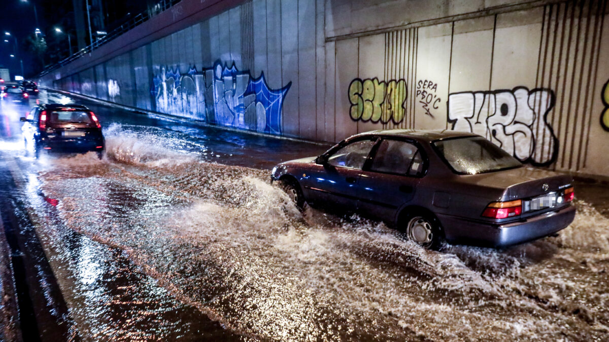 Ισχυρή καταιγίδα στην Αττική