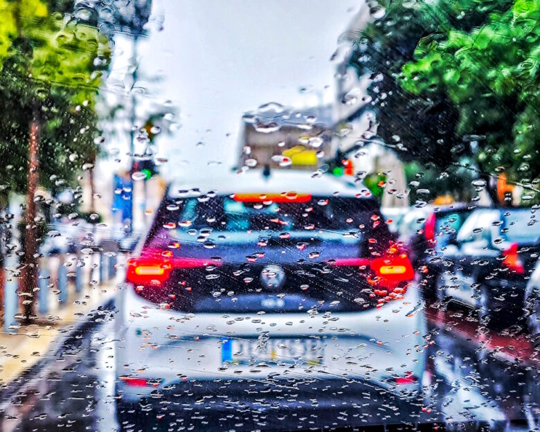 Καιρός σήμερα: Τοπικές βροχές και θερμοκρασίες έως 19 βαθμούς – Αναλυτική πρόγνωση