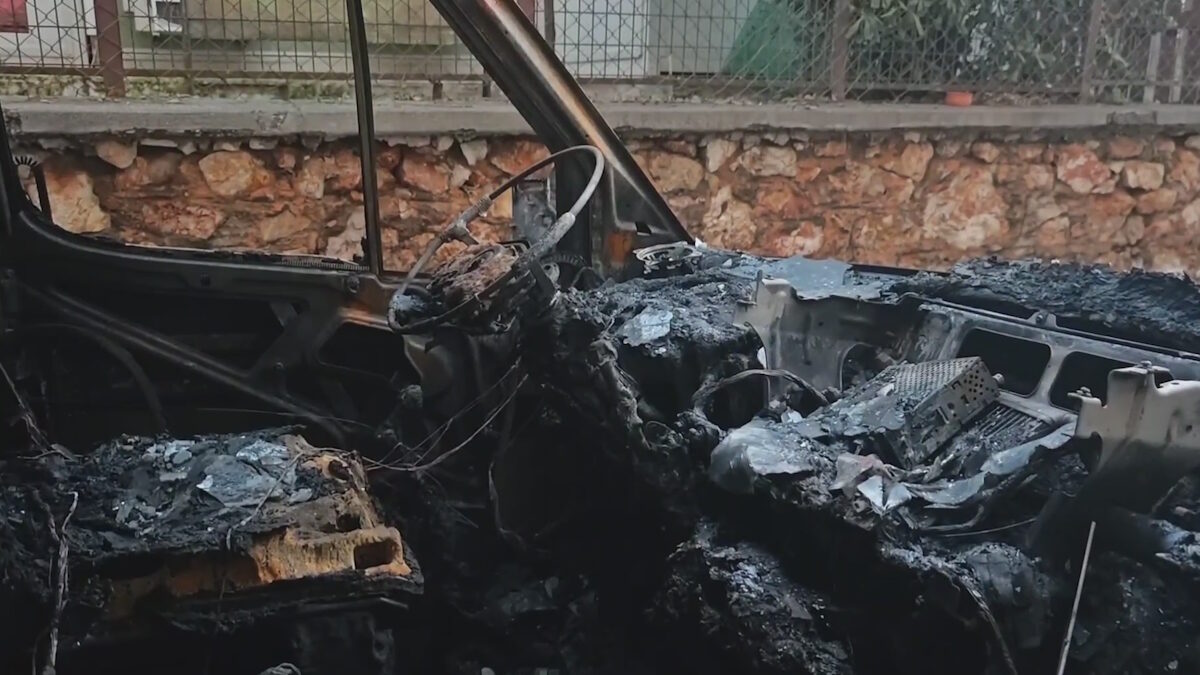 Εμπρησμοί οχημάτων στην Καισαριανή