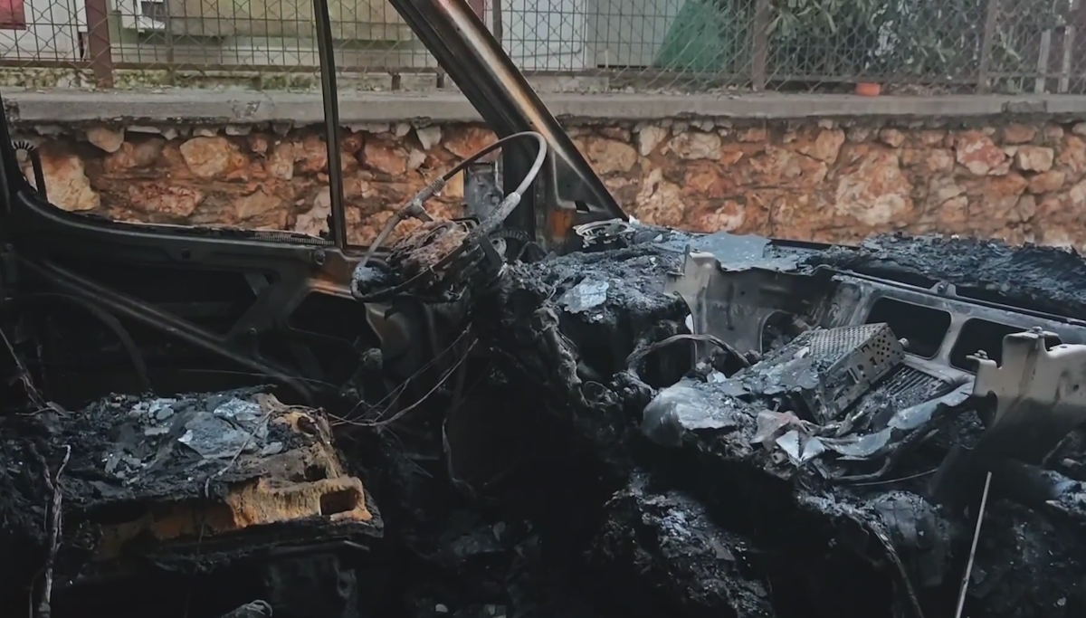 Εμπρησμοί οχημάτων στην Καισαριανή