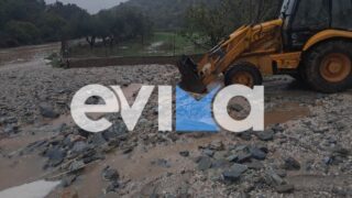 Κακοκαιρία Byron: Πλημμύρισαν σπίτια και επιχειρήσεις στην Εύβοια – Πάνω από 110 χιλιοστά βροχής έπεσαν στο Ληλάντιο πεδίο