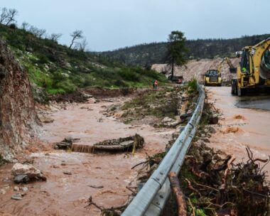 Εργασίες στη Μάνδρα