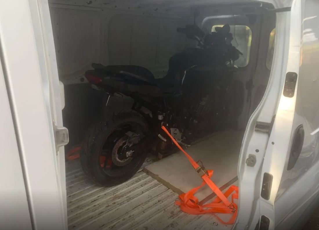 Σύλληψη 37χρονου στα Καλύβια