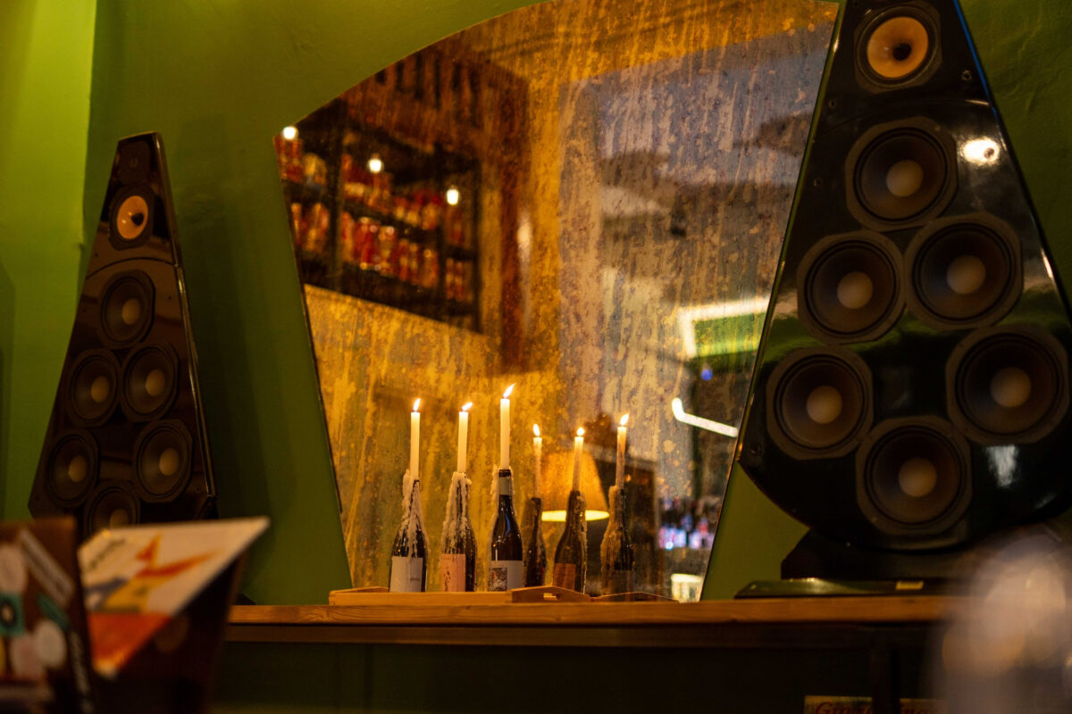 Η φιλόξενη σάλα στο Καπάνι