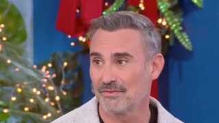 Γιώργος Καπουτζίδης