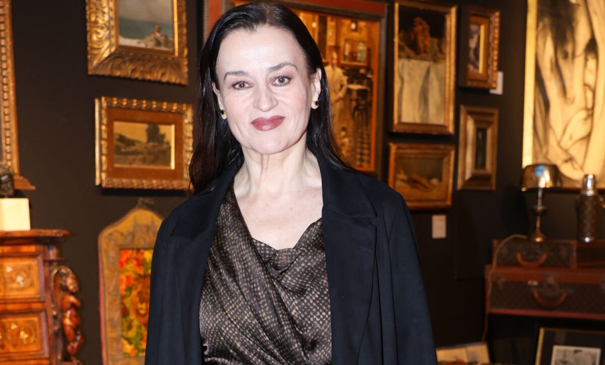 Η Καρυοφυλλιά Καραμπέτη