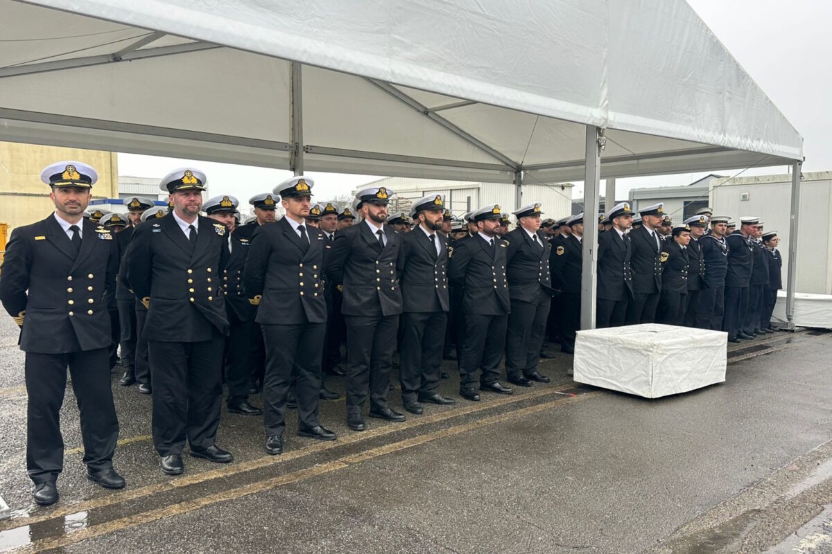 Το πλήρωμα της φρεγάτας «Κίμων»