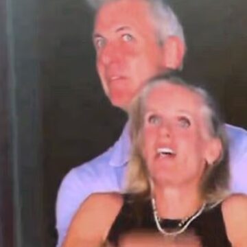 Το ζευγάρι που έγινε viral στη συναυλία των Coldplay