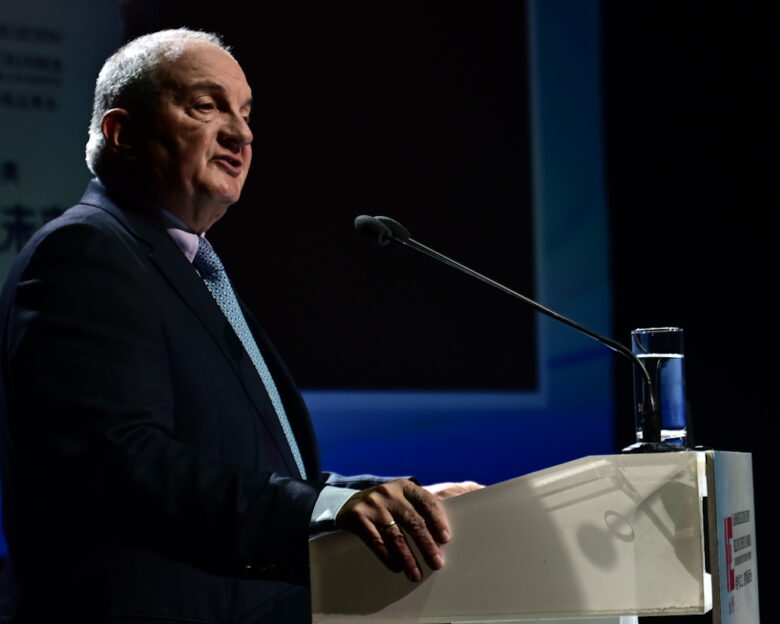 Κώστας Καρμανλής: «Να είμαστε ευαίσθητοι και δεκτικοί απέναντι στους Έλληνες αγρότες, να τους ακούμε και να καταλαβαίνουμε την αγωνία τους»