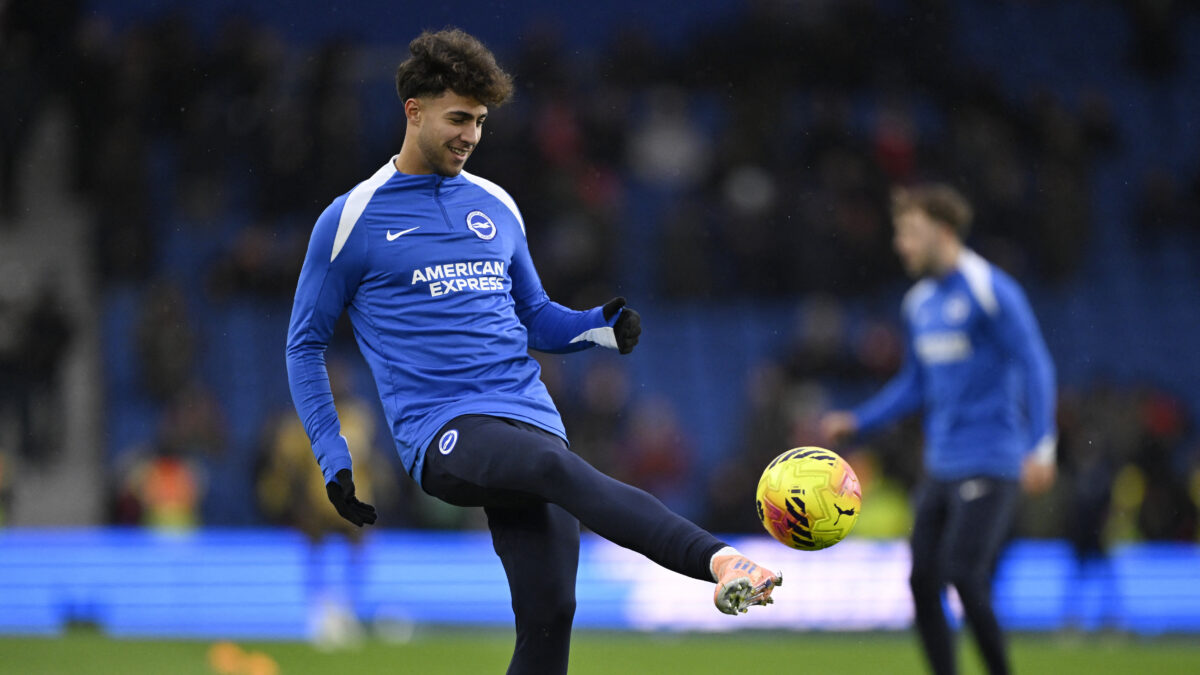 Ο Κωστούλας σε προπόνηση της Μπράιτον