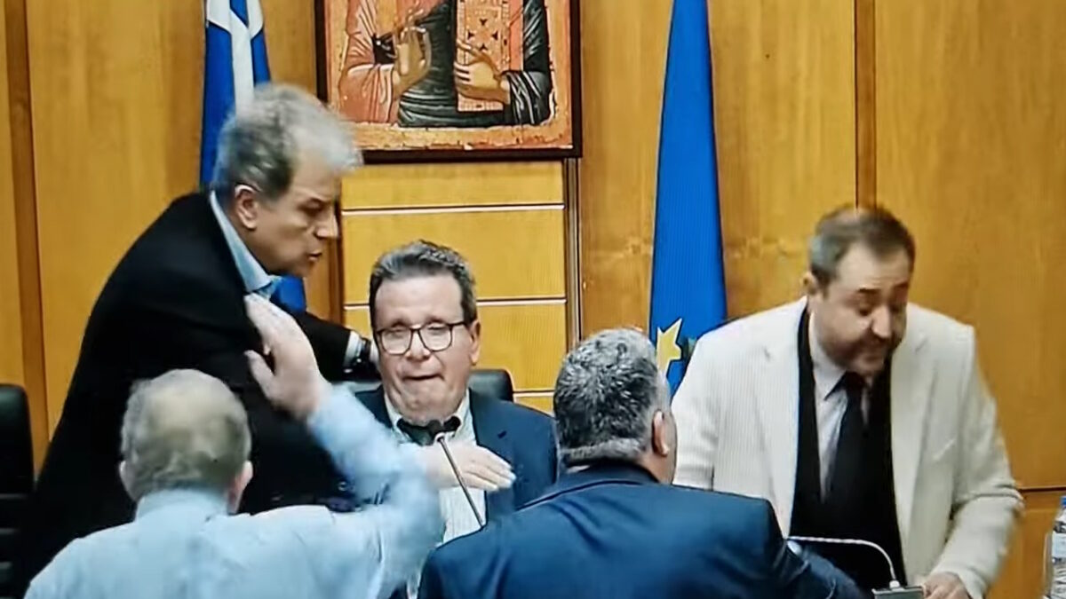 Ένταση στο Περιφερειακό Συμβούλιο Δυτικής Μακεδονίας