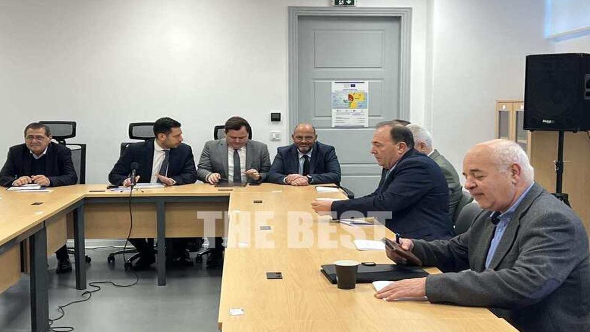 Καβγάς Κυρανάκη - Πελετίδη για τον σιδηρόδρομο στην Πάτρα: «Ο δήμαρχος κάνει σόου», «τι την περάσατε την πόλη;»