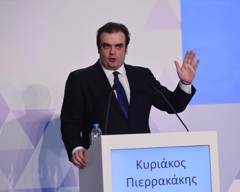 Τα επικρατέστερα σενάρια για ρεύμα και αγροτικό πετρέλαιο  η αγωνία των γαλάζιων βουλευτών από τις αγροτικές περιοχές  θα κόψει το νήμα ο Πιερρακάκης;  σήμερα η ψηφοφορία στο Eurogroup  σε ένα κοινό προοδευτικό ψηφοδέλτιο διαλύεται ο ΣΥΡΙΖΑ;  ο Τσίπρας πάει Πάτρα  Καραμανλής – Σαμαράς μαζί στην Αθηναϊκή Λέσχη