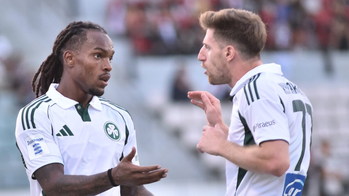 Ο Σάντσες με τον Κυριακόπουλο σε αγώνα του Παναθηναϊκού (ΒΑΣΙΛΗΣ ΟΙΚΟΝΟΜΟΥ