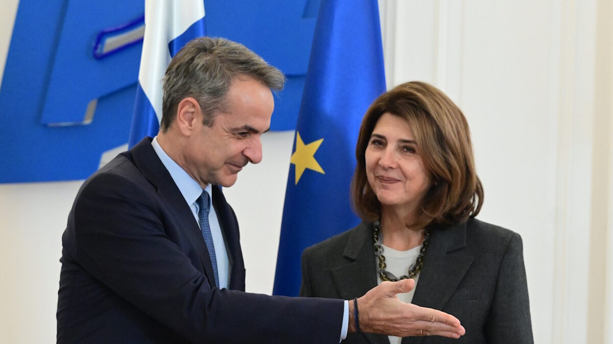 Ο πρωθυπουργός, Κυριάκος Μητσοτάκης δέχθηκε την προσωπική απεσταλμένη του Γενικού Γραμματέα των Ηνωμένων Εθνών για την Κύπρο, María Angela Holguín Cuéllar