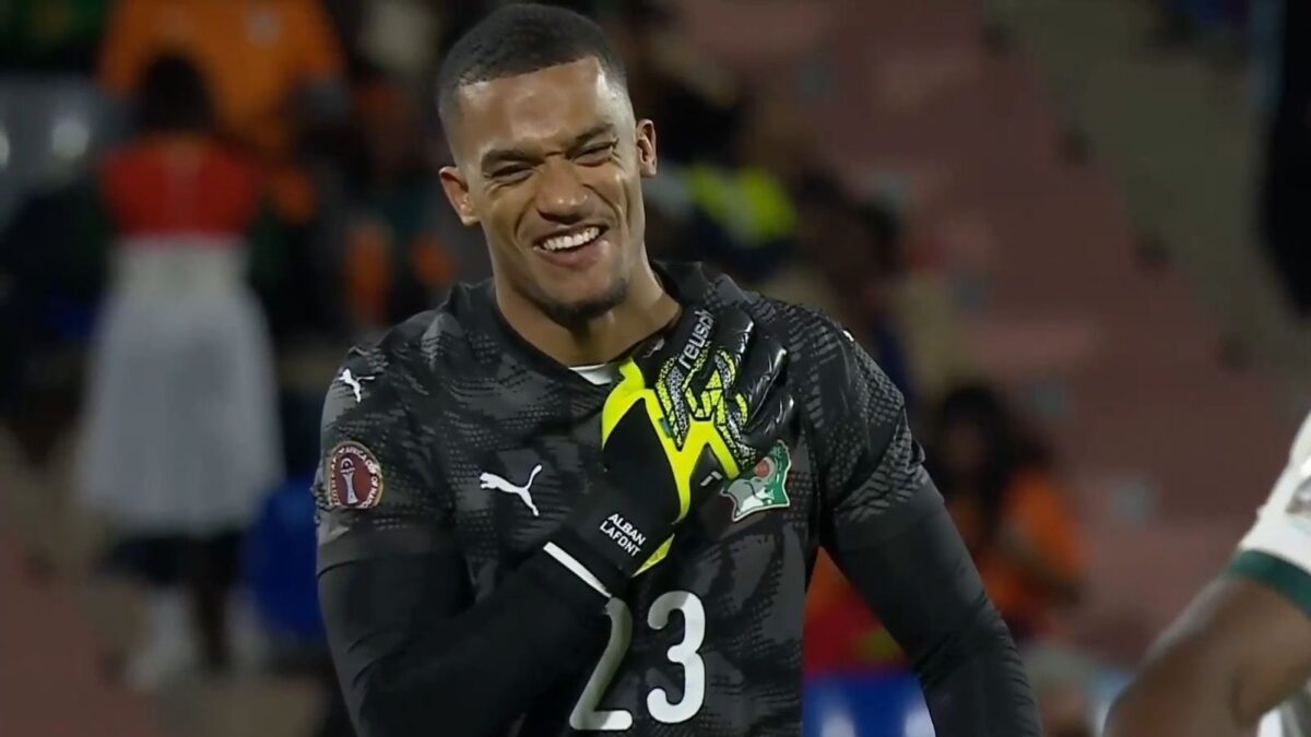 Ο Λαφόν του Παναθηναϊκού δέχθηκε γκολ μετά από δικό του λάθος στο Γκαμπόν – Ακτή Ελεφαντοστού