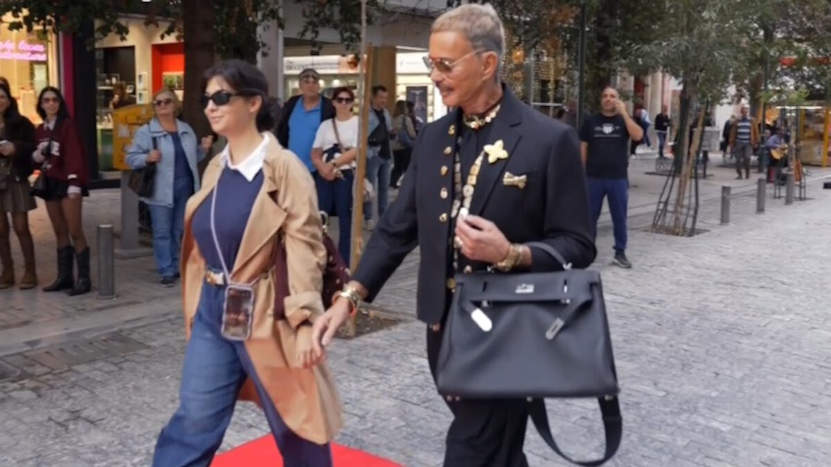 Λάκης Γαβαλάς