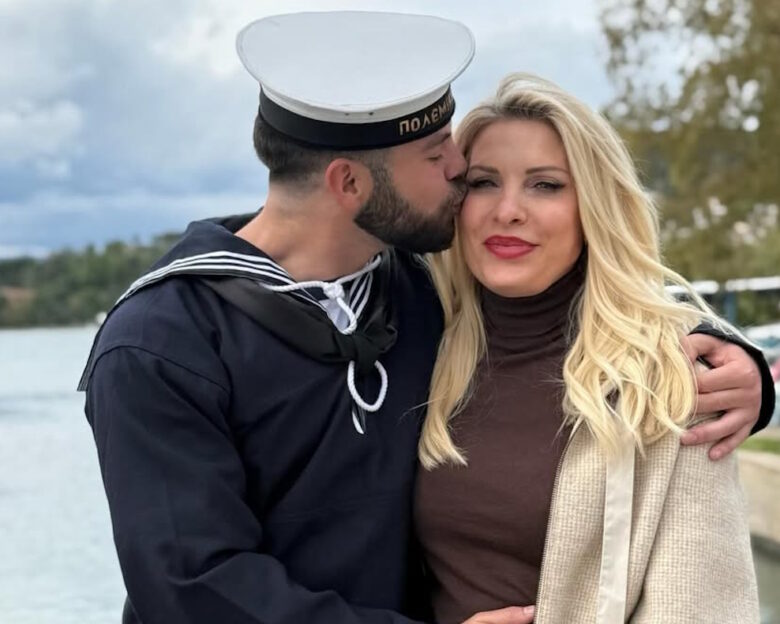 Άγγελος Λάτσιος: Οι νέες φωτογραφίες του γιου της Ελένης Μενεγάκη από το Ναυτικό