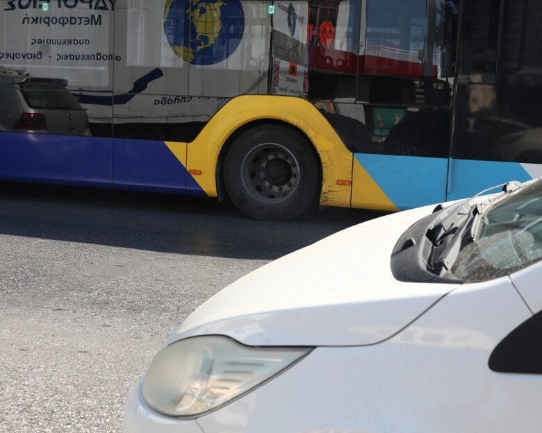 Ζωγράφου: «Έχω μελανιές και σπασμένα δόντια» λέει ο οδηγός λεωφορείου που ξυλοκοπήθηκε