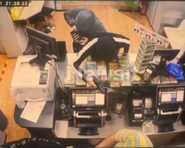 Βύρωνας: Βίντεο ντοκουμέντο από τη δράση της «άγουρης» συμμορίας που ρήμαζε καταστήματα