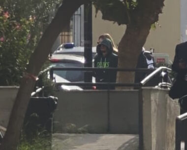 Ο 29χρονος την ώρα που φτάνει στα δικαστήρια