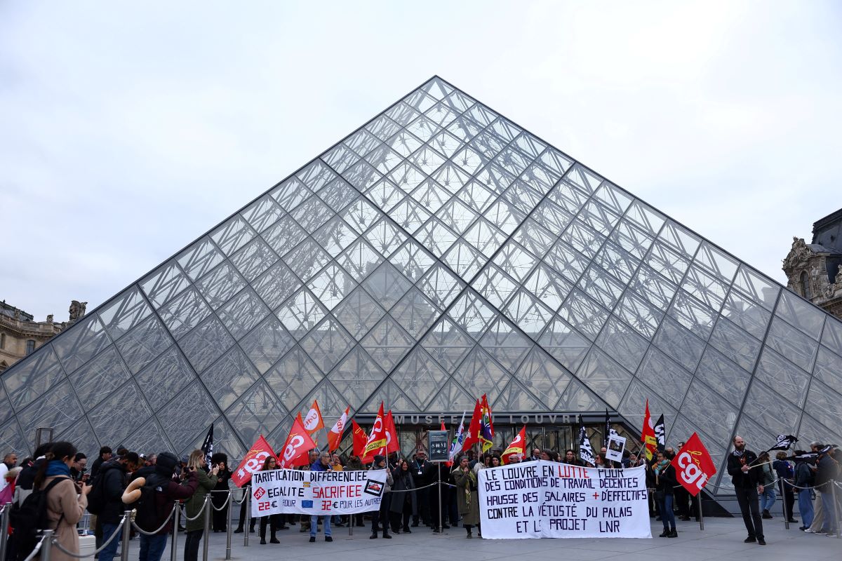Απεργία στο Λούβρο