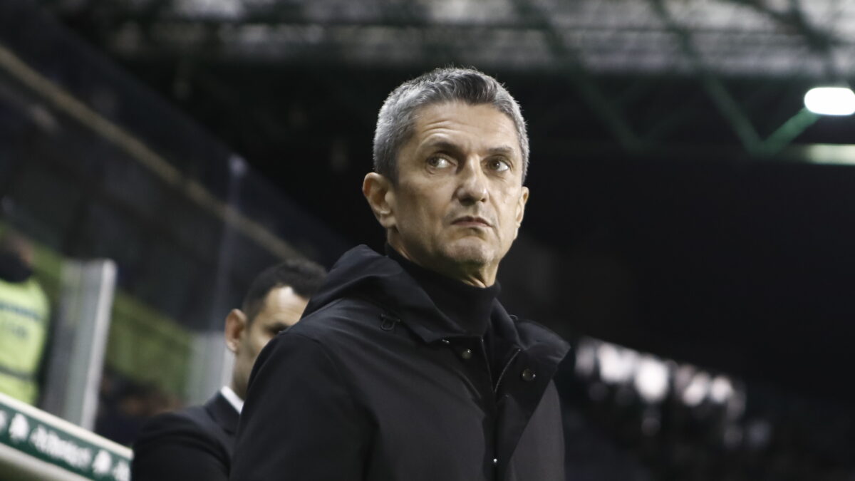 Ο Λουτσέσκου σε αγώνα του ΠΑΟΚ (ΣΩΤΗΡΗΣ ΔΗΜΗΤΡΟΠΟΥΛΟΣ